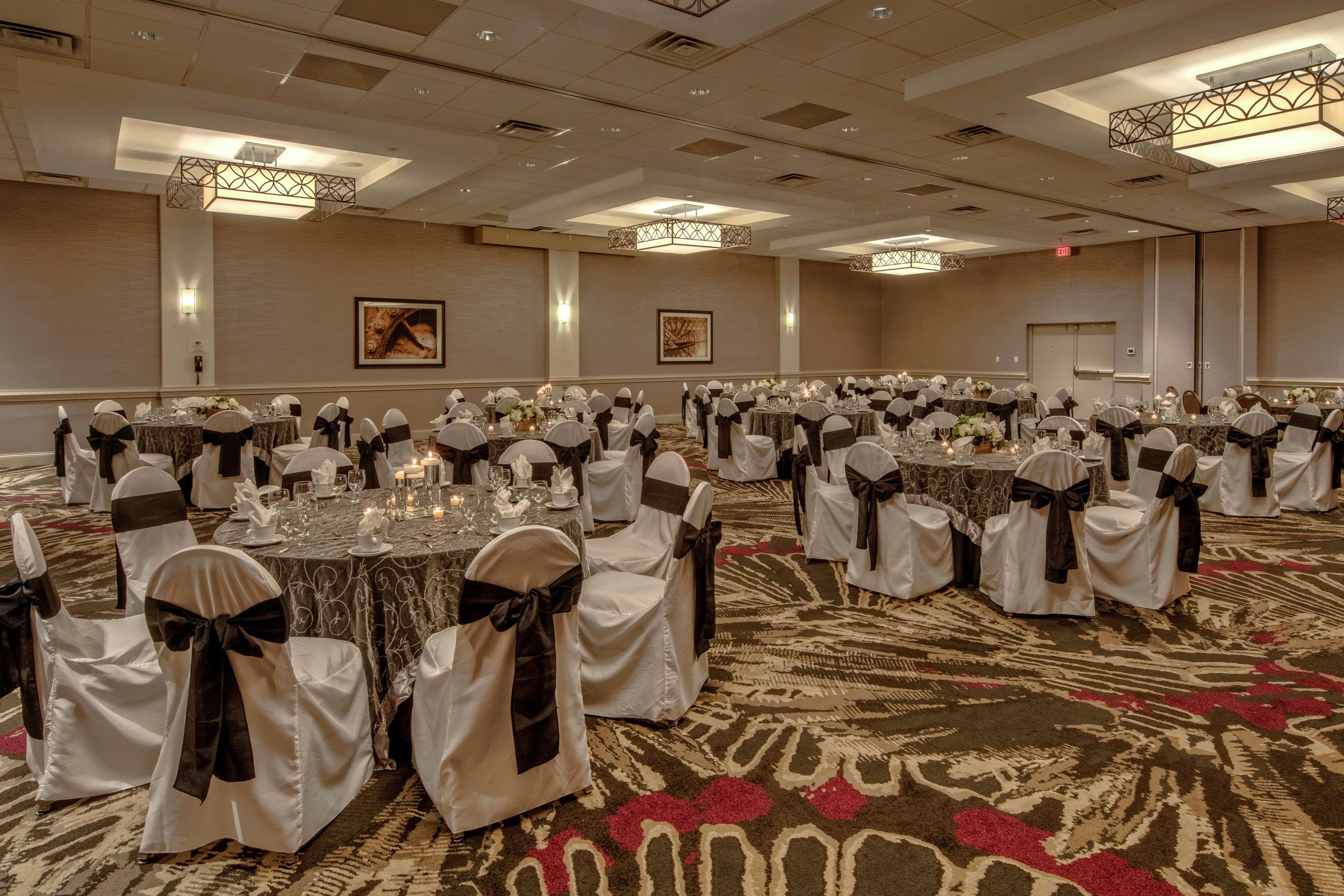 Doubletree By Hilton Decatur Riverfront Zewnętrze zdjęcie