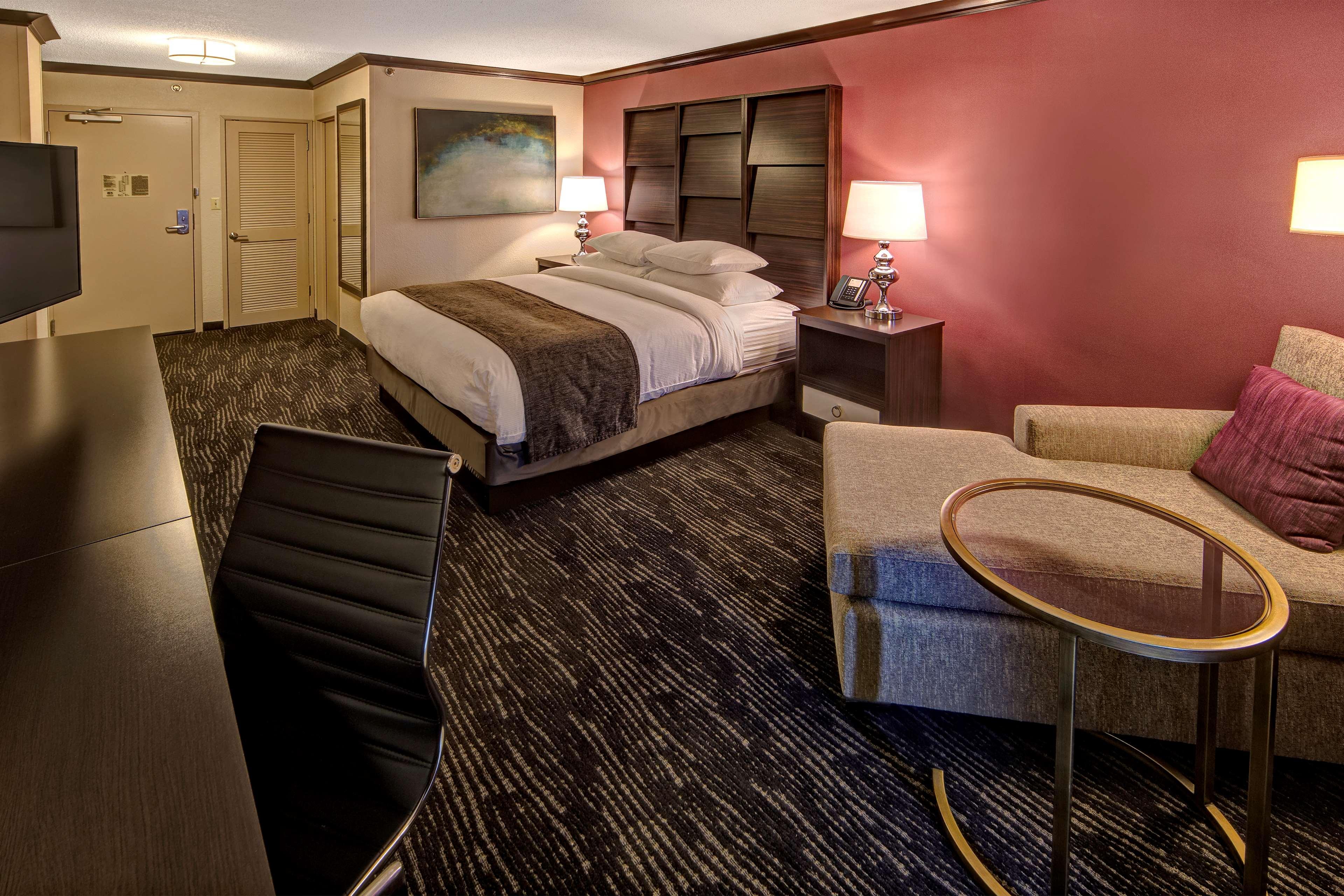 Doubletree By Hilton Decatur Riverfront Zewnętrze zdjęcie