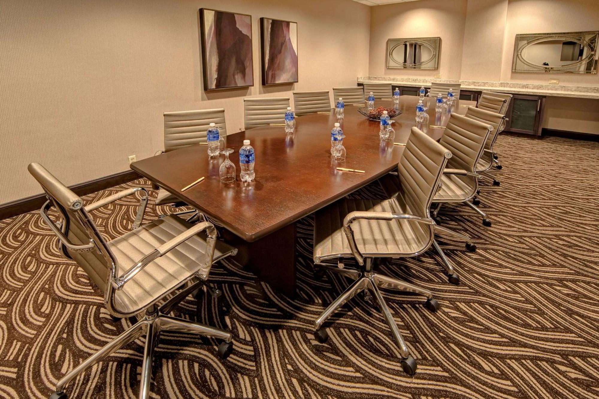 Doubletree By Hilton Decatur Riverfront Zewnętrze zdjęcie