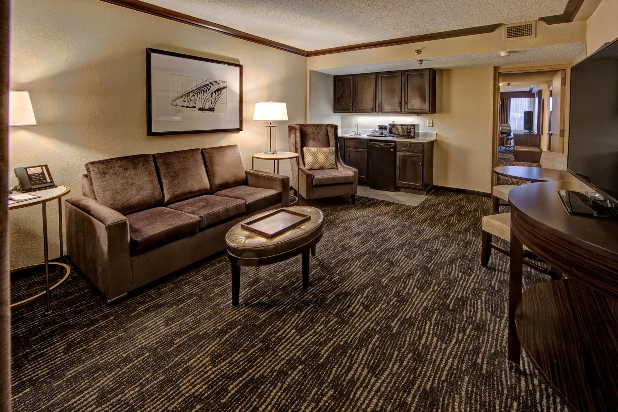 Doubletree By Hilton Decatur Riverfront Zewnętrze zdjęcie