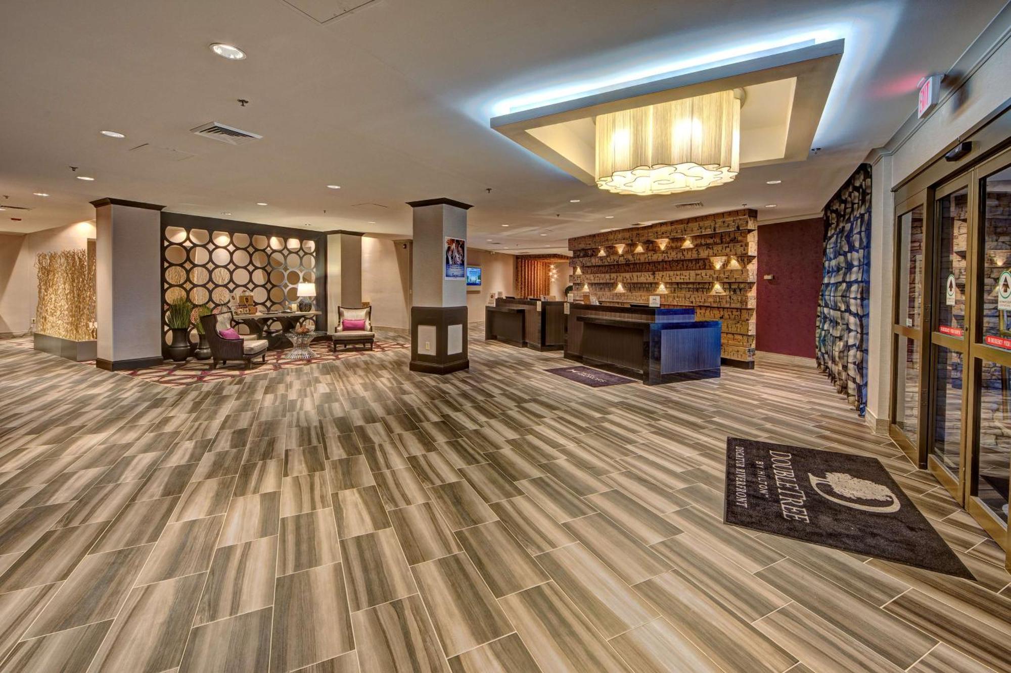 Doubletree By Hilton Decatur Riverfront Zewnętrze zdjęcie